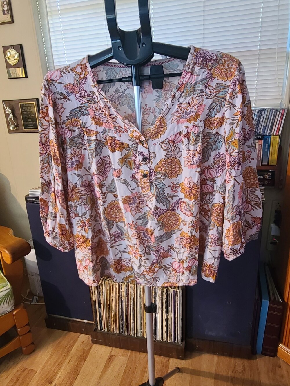 Knox Rose Floral Button-Front Blouse in Pink and Mustard